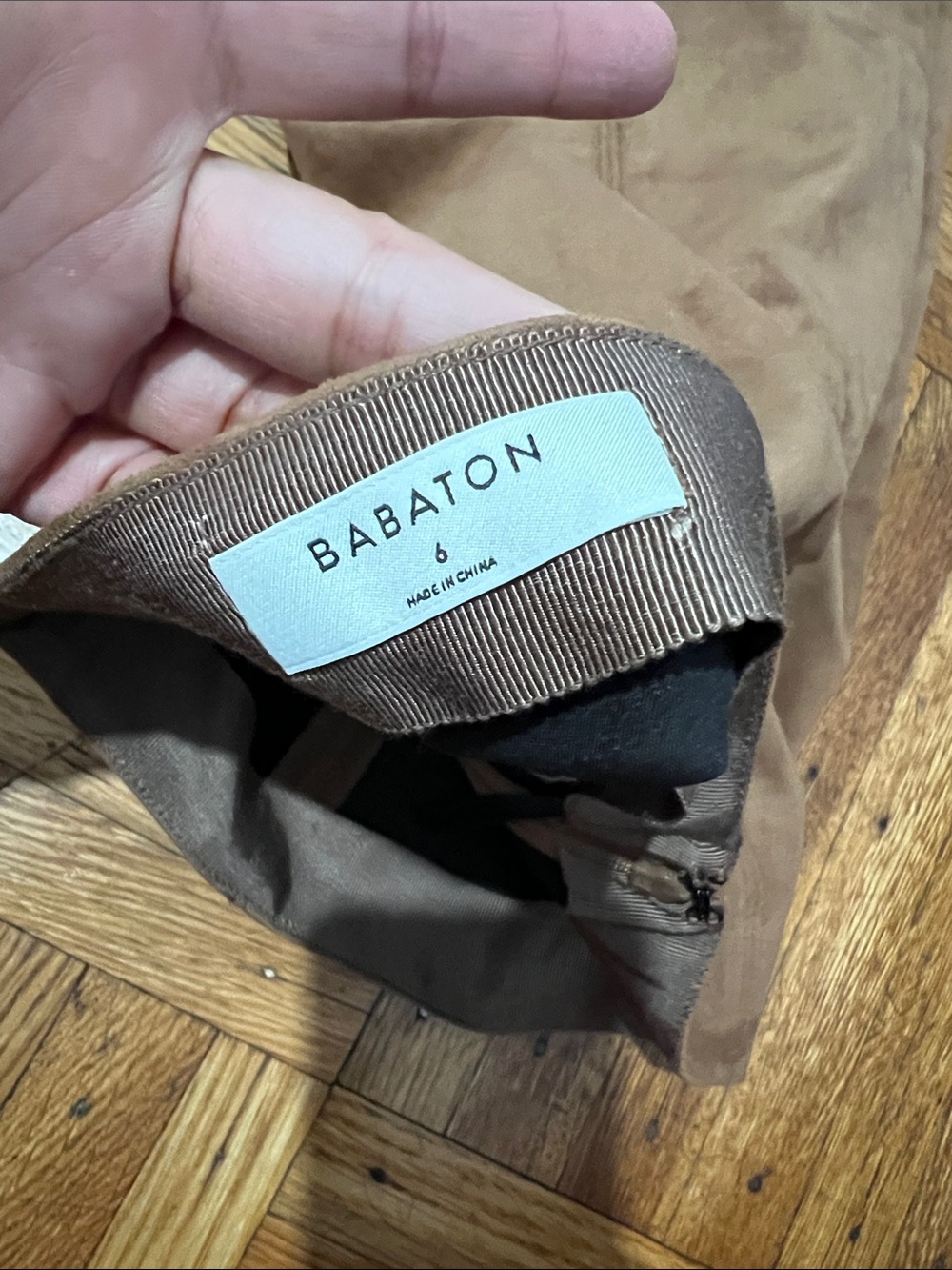 Aritzia babaton suede brown skirt size 6 - Picture 4 of 5